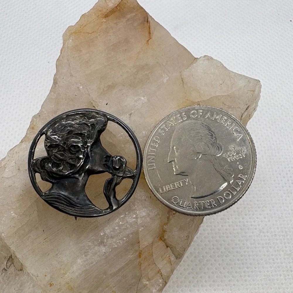 Vintage Sterling Silver Art Nouveau Woman Flower Brooch Pendant 3.55g SKU 277